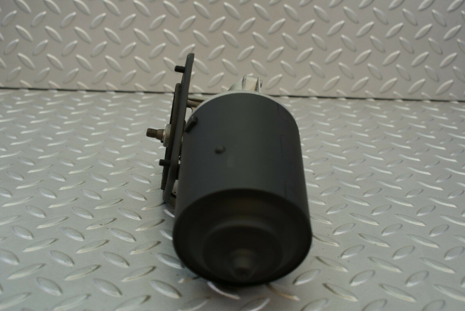 3072 Mercedes-Benz W115 220D Wiper Motor