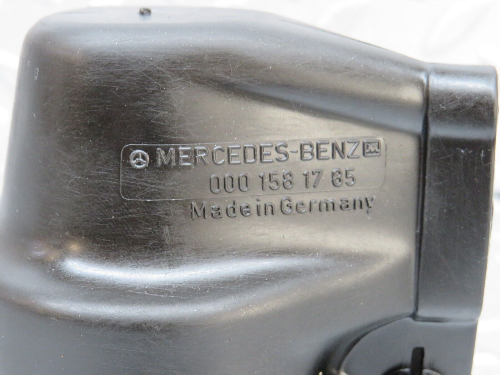 36569 Mercedes-Benz W201 190E 2.0L Ignition Coil Protective Cap 0001581785