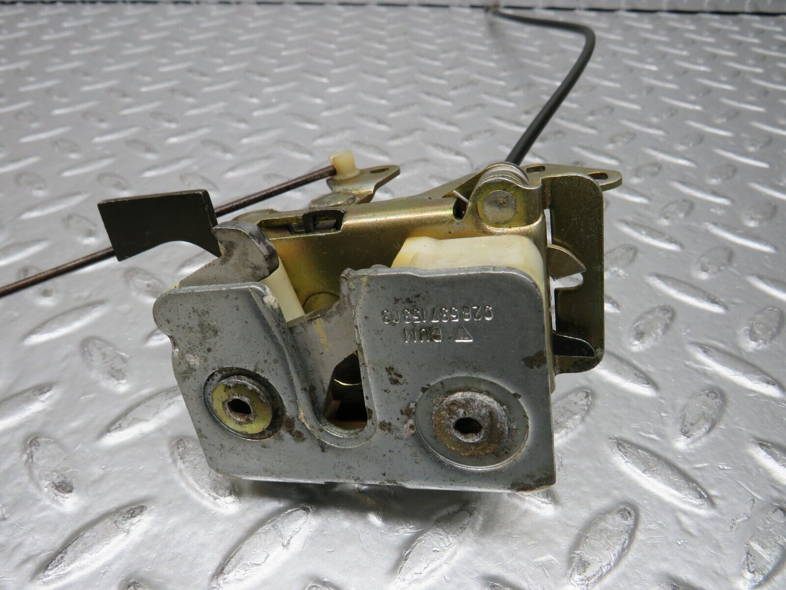 30103 Porsche 924 Left Door Lock Mechanism 92753705306 92853715303