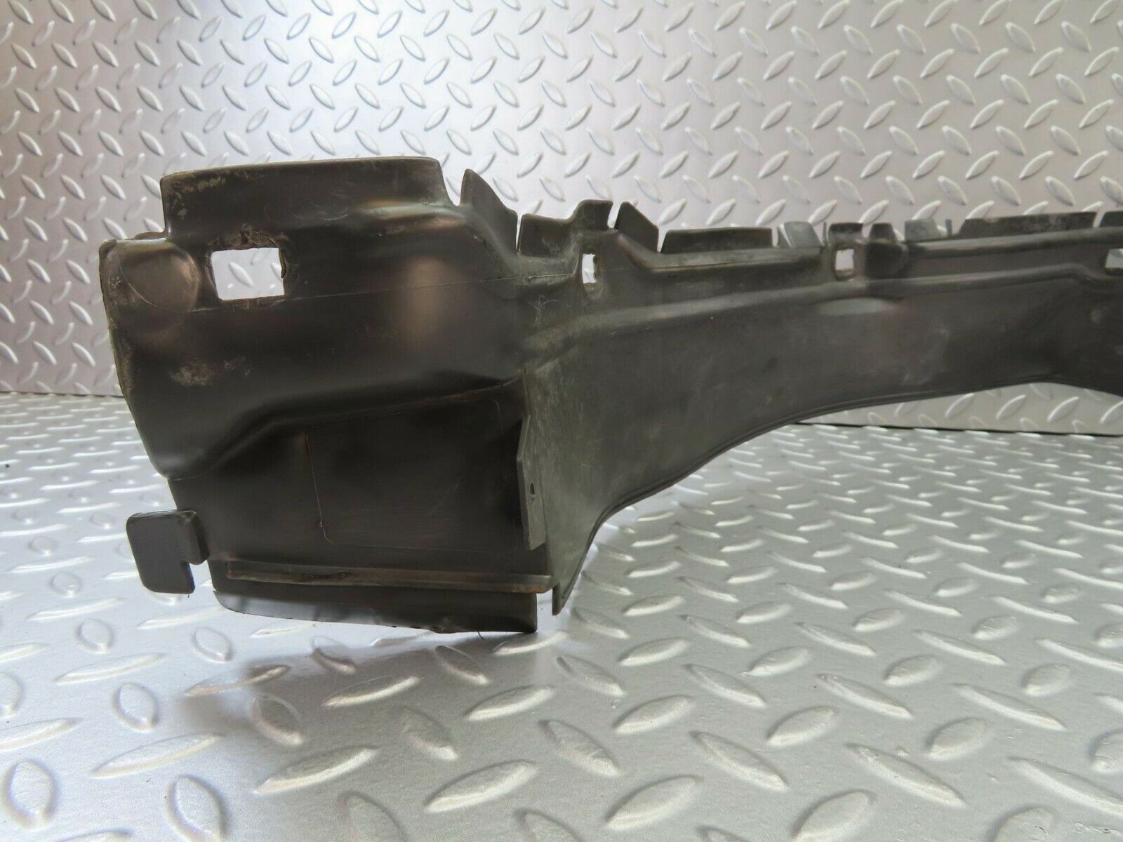 9488 Mercedes-Benz C124 300CE Coupe Inner Mudguard Panelling Front Right