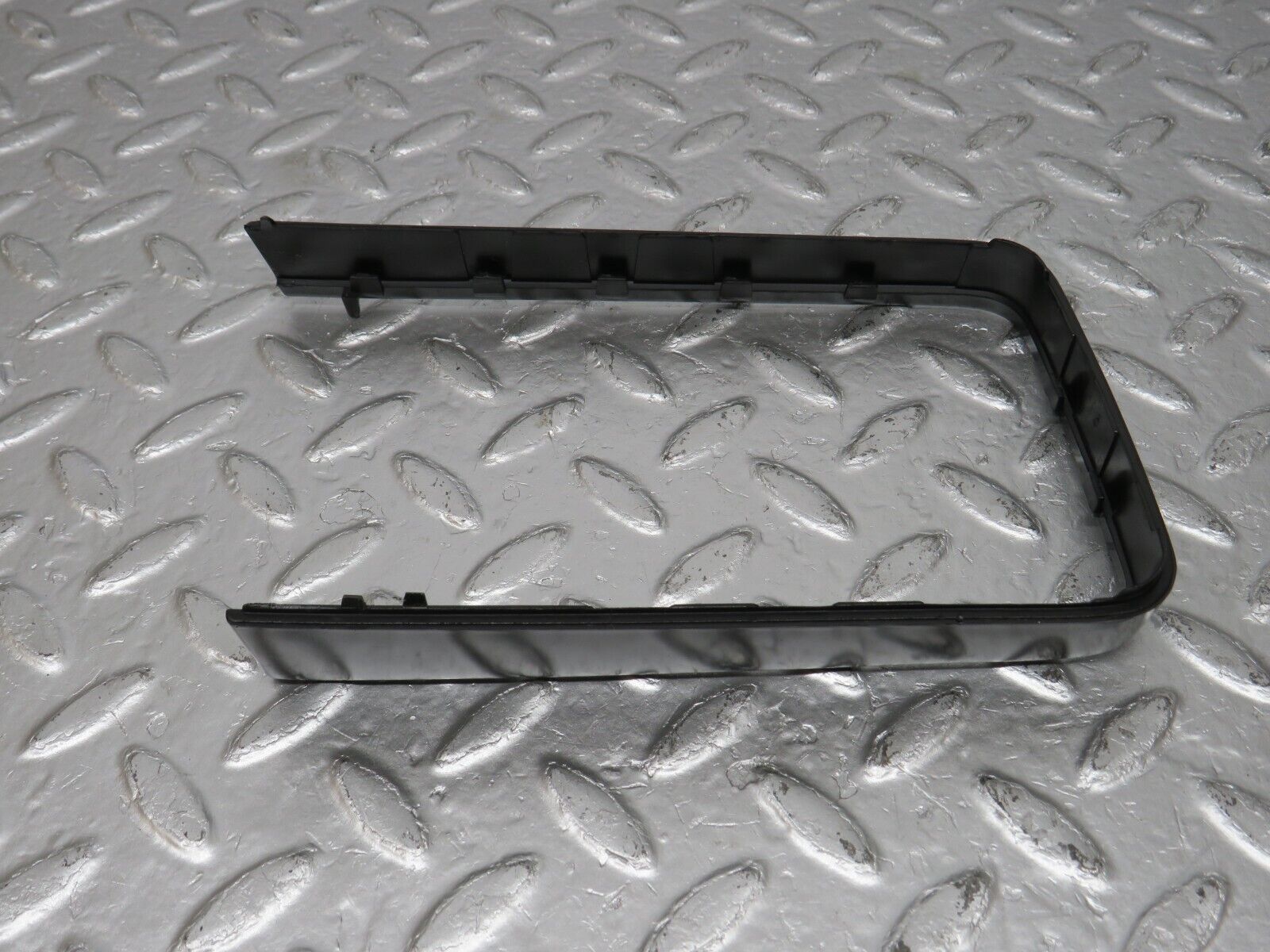 34198 Mercedes-Benz W124 260E Wing Mirror Housing Frame Right Side 166122