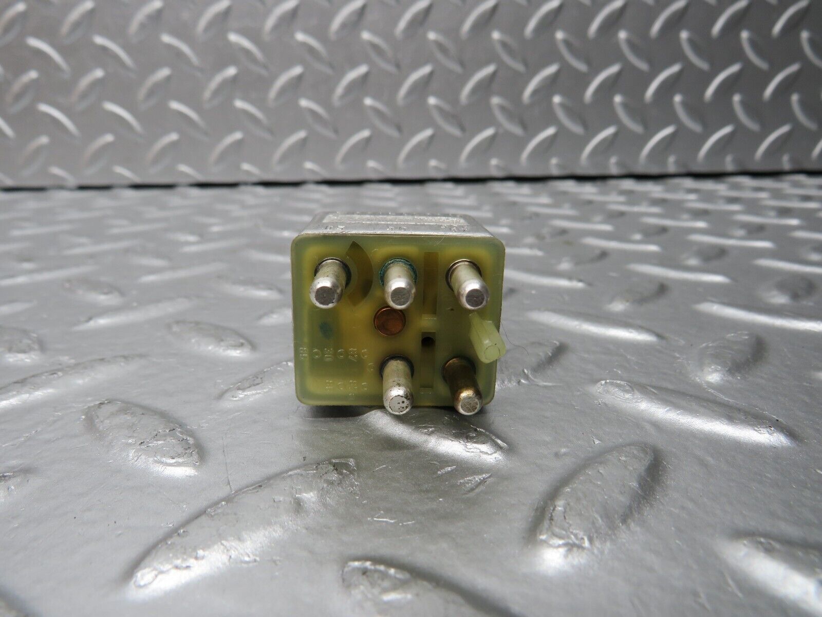 31623 Mercedes-Benz W201 190LE 1.8L Multi Purpose Relay 0015420219