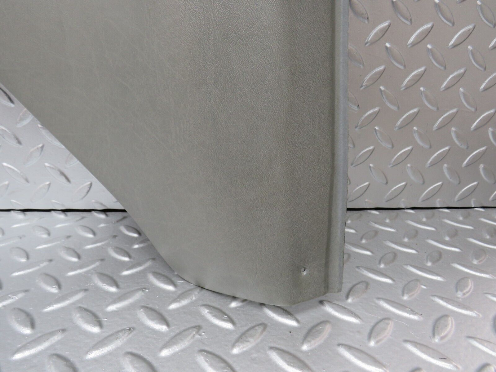 32337 Mercedes-Benz S124 300TE Headlining Roof Panel Rear Grey 1246902325