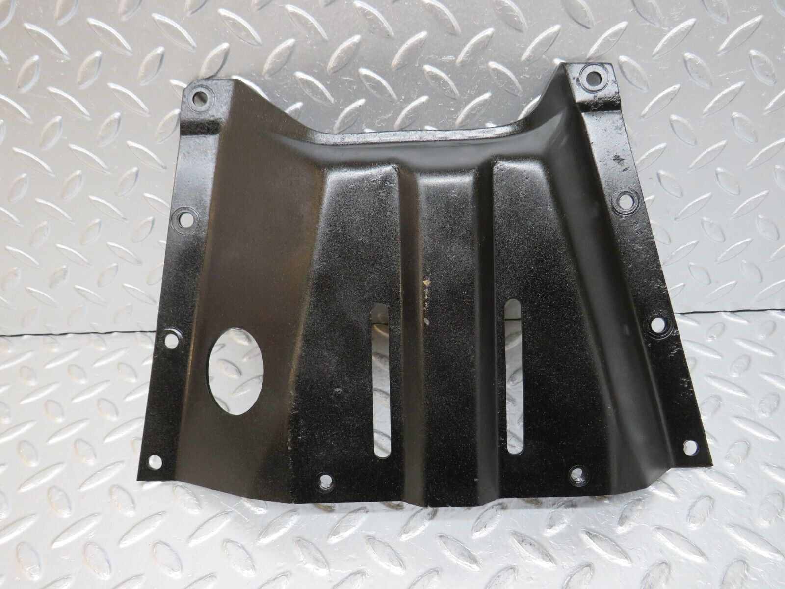 0799 Mercedes-Benz C107 350SLC Coupe Gearbox Mount Bracket Holder