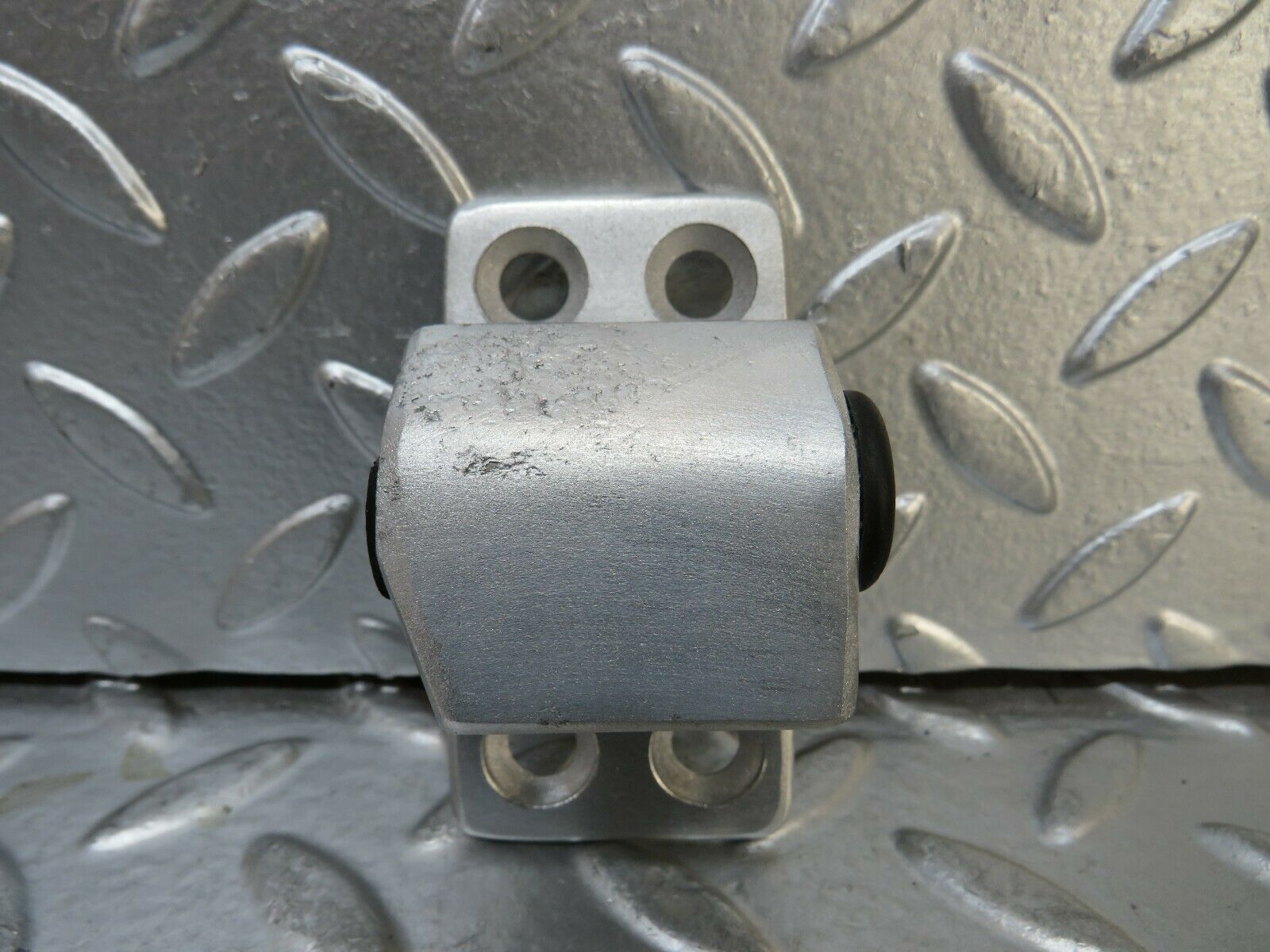 23344 Mercedes-Benz W116 350SE Door Lock Latch Right Side