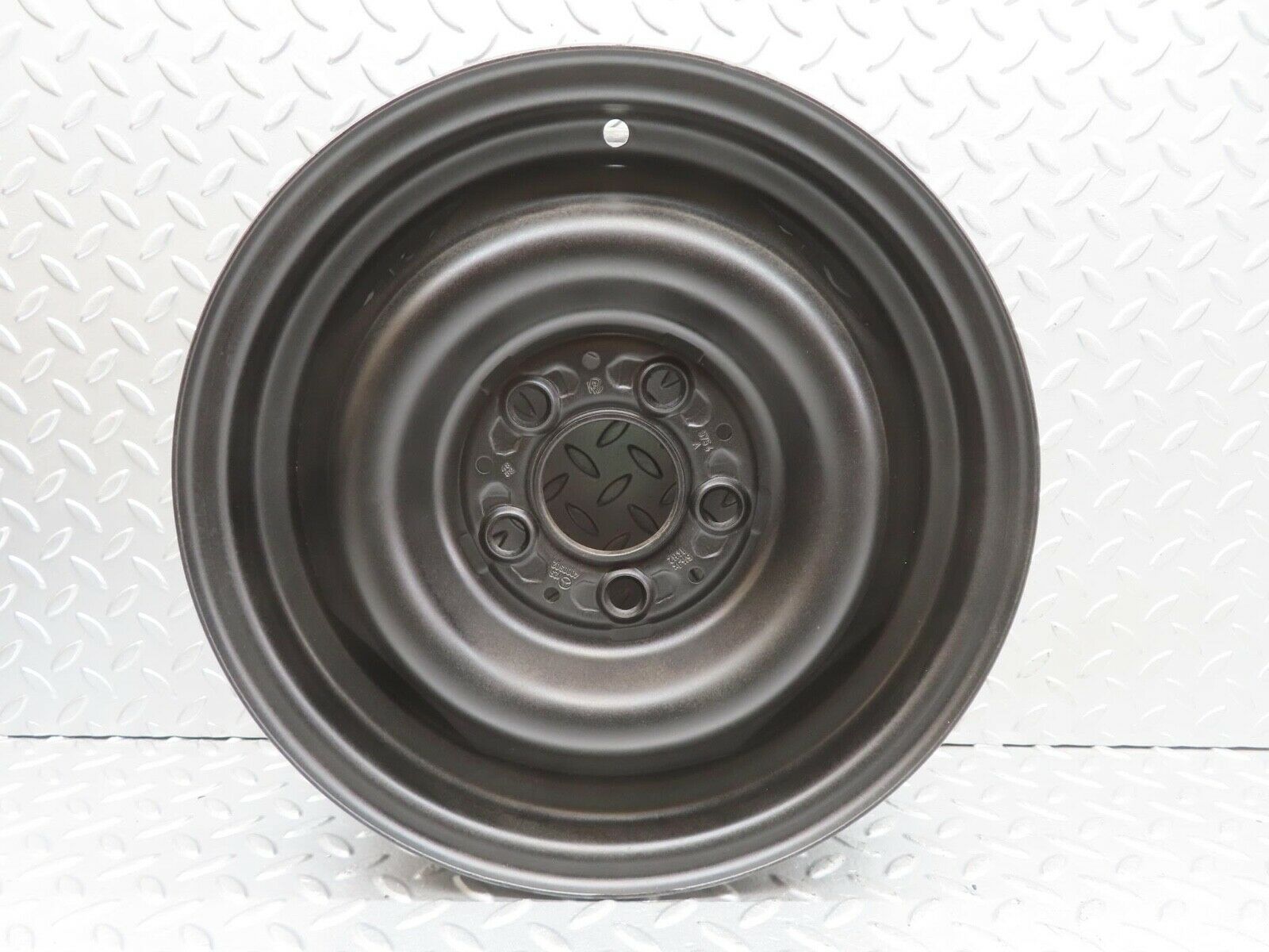 13235 Mercedes-Benz Steel Wheel 5.5Jx14H2 ET30 5x112 1234000302