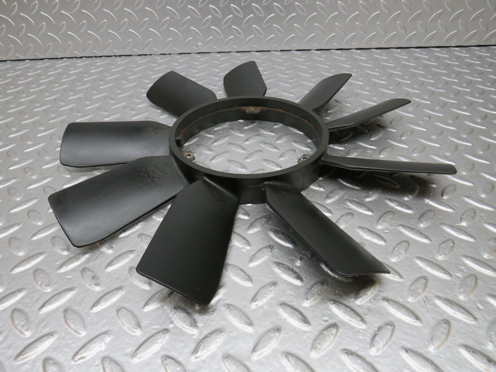 31432 Mercedes-Benz S124 220TE Wagon Engine Cooling Fan 6032000523