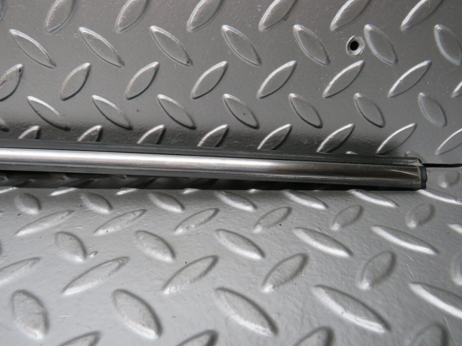 28625 Mercedes-Benz W123 280E Trunk Boot Lid Chrome Moulding Trim