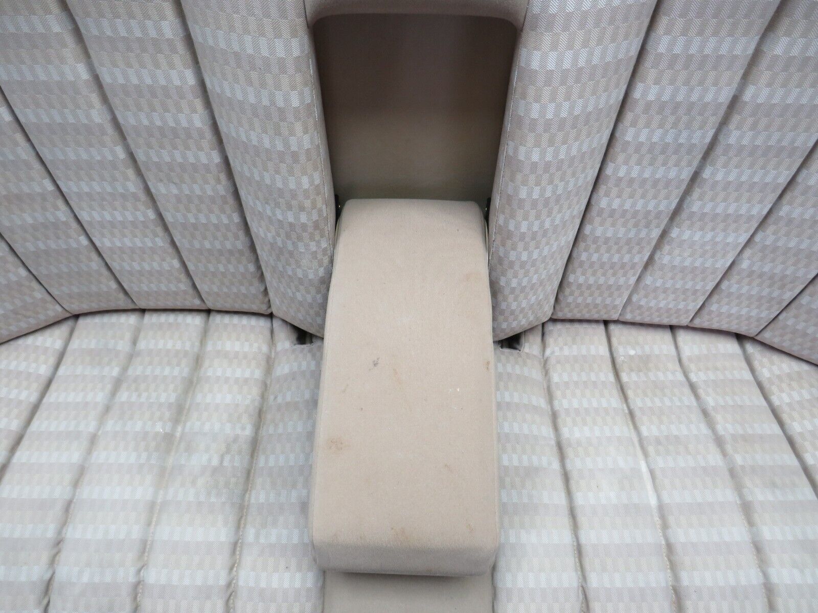 38813 Mercedes-Benz W201 190E 2.6L Rear Seat Beige