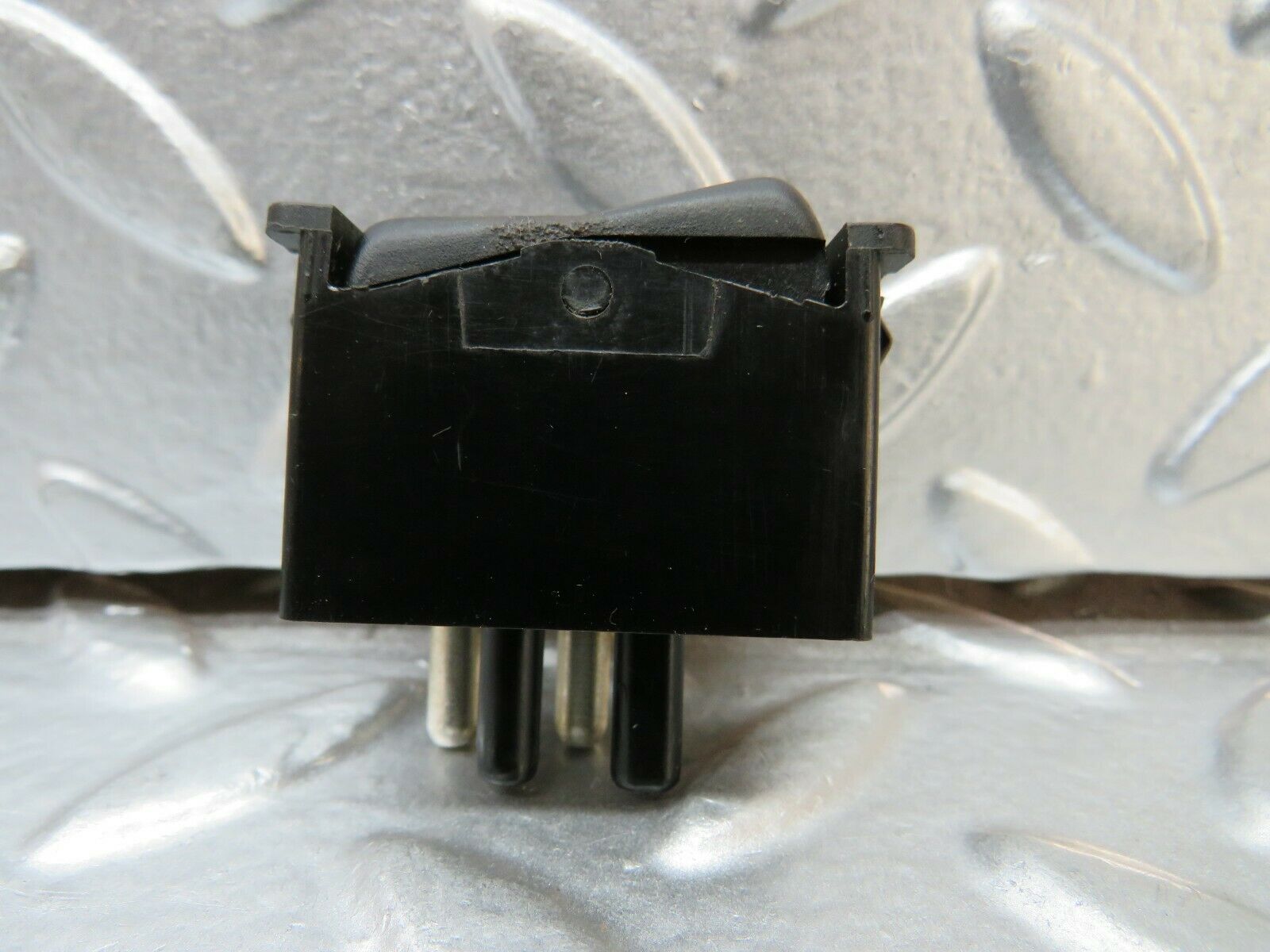 23980 Mercedes-Benz W123 280E Interior Light Switch 0008205910