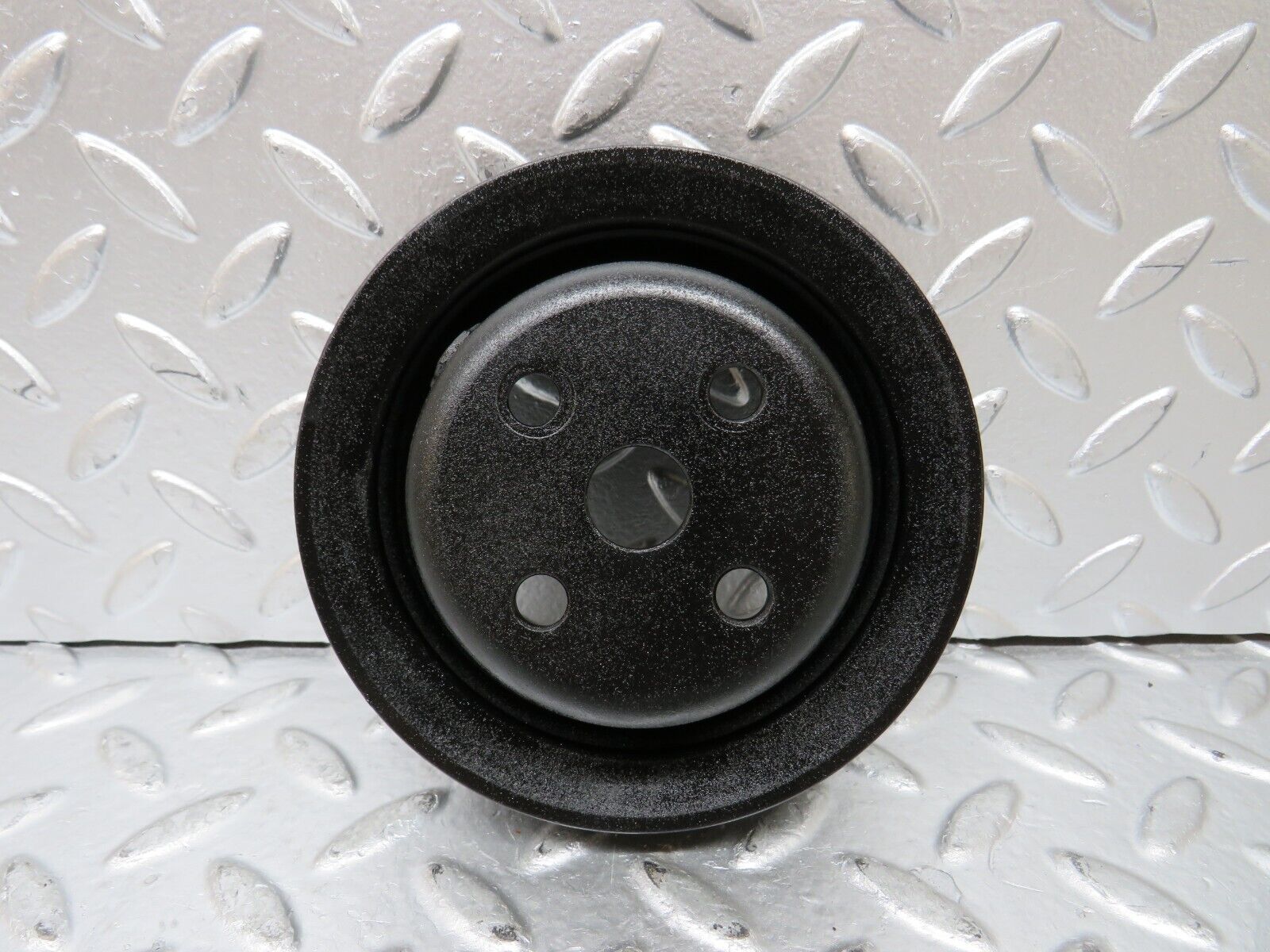 26232 Mercedes-Benz W116 450SEL Water Pump Pulley