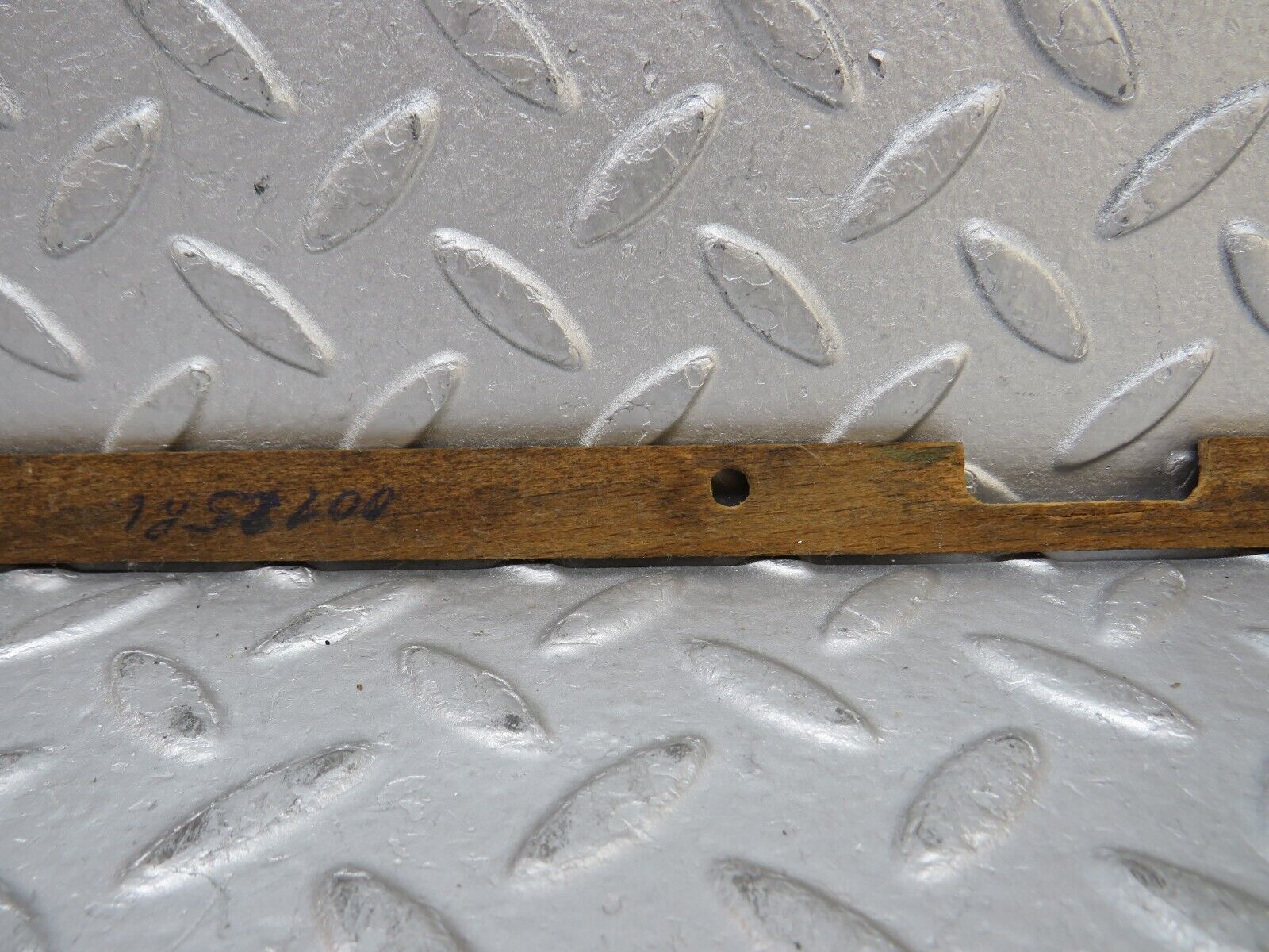 37554 Mercedes-Benz W109 300SEL Dashboard Wood Trim