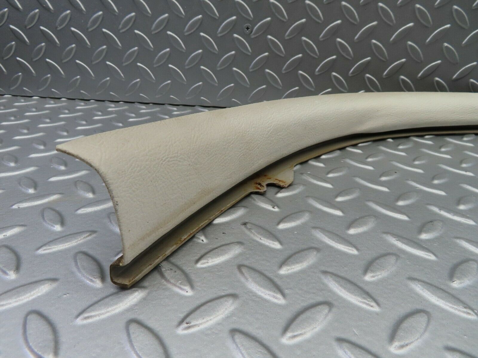 7153 Mercedes-Benz C107 350SLC Coupe Interior Window Trim Panel Rear