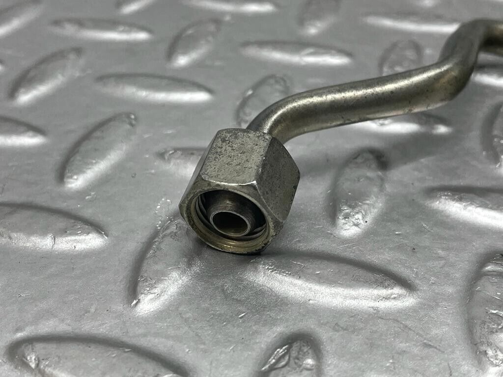 36363 Mercedes-Benz W126 420SE Fuel Line Pipe