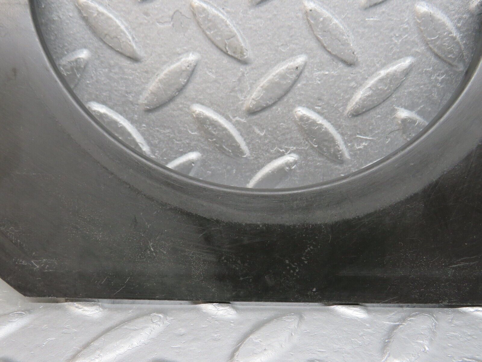 39765 Mercedes-Benz R129 320SL Coupe Windscreen Wiper Surround Trim