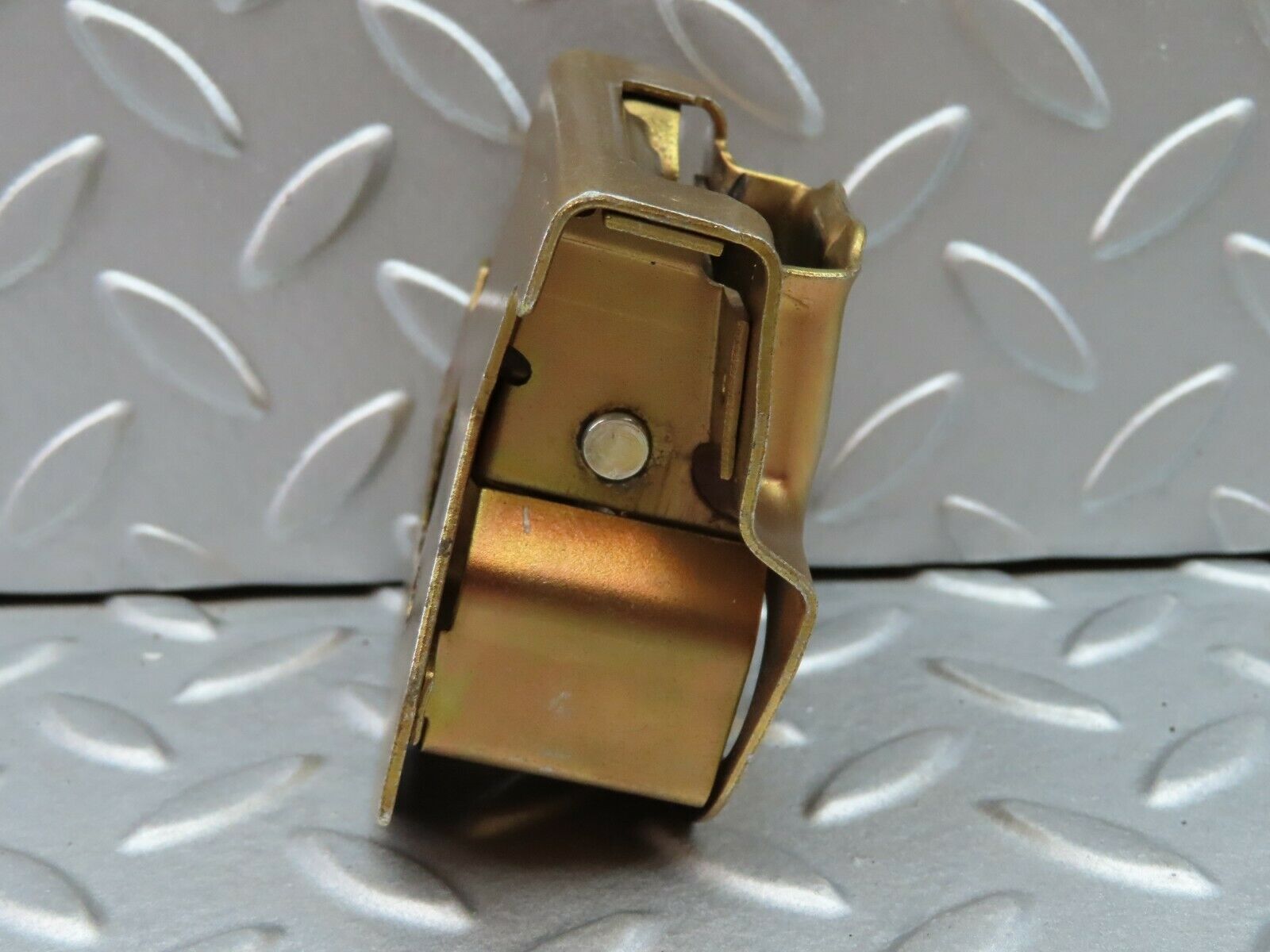 5805 Mercedes-Benz W123 200 Boot Lid Lock Trunk Lock