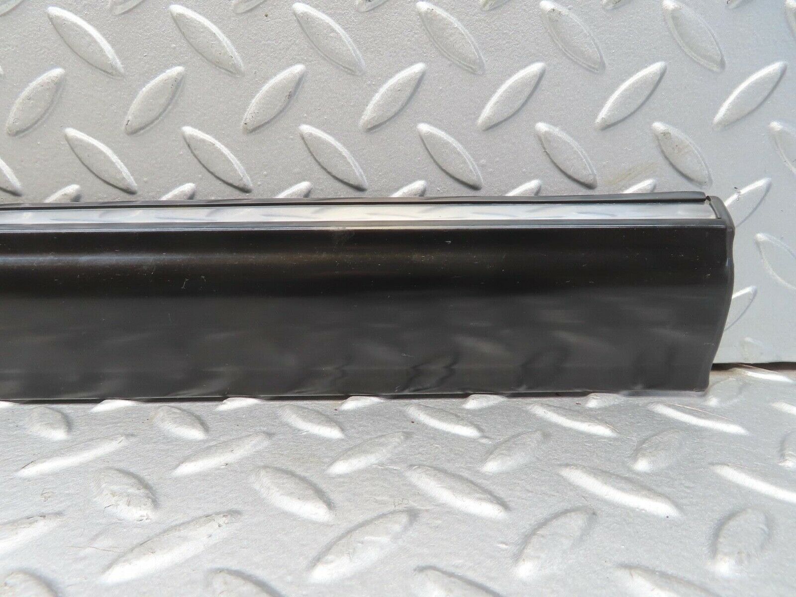 13466 Mercedes-Benz W123 200 Rear Left Door Lower Trim