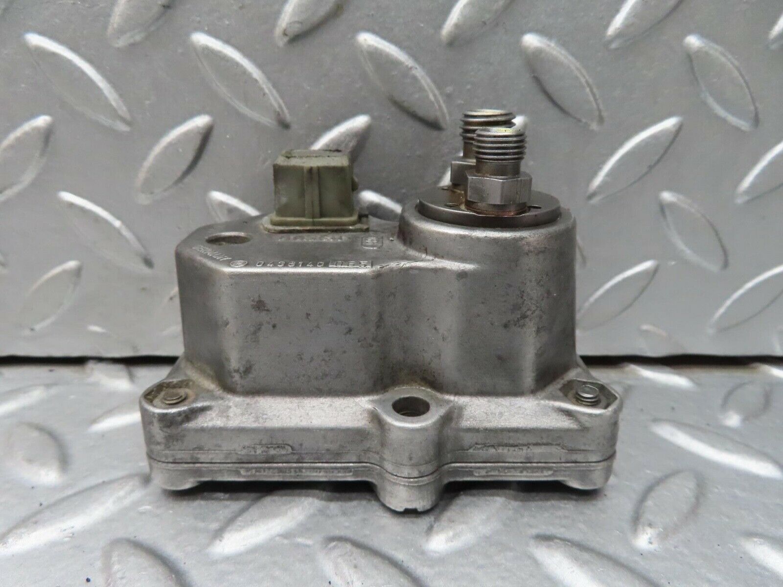 15308 Mercedes-Benz W123 230E Warm Up Regulator Bosch 0438140065