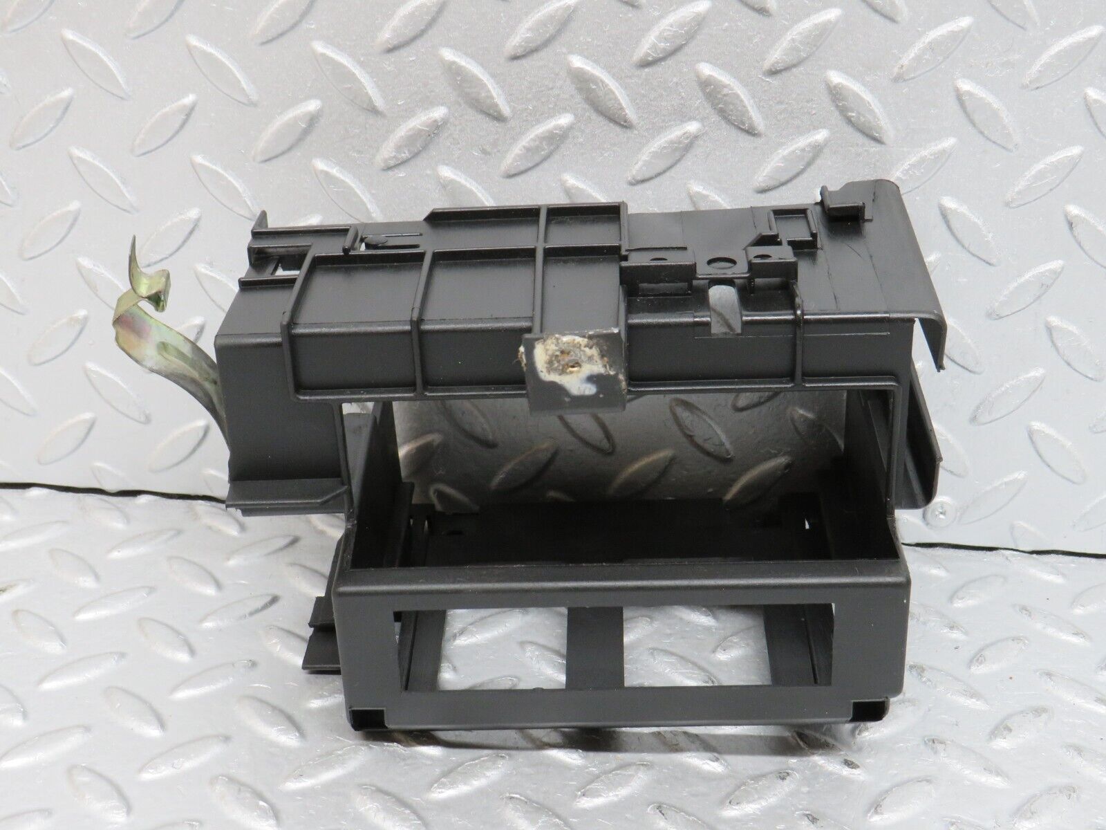 38712 Mercedes-Benz W201 190E 2.6L ECU Bracket 2015461743