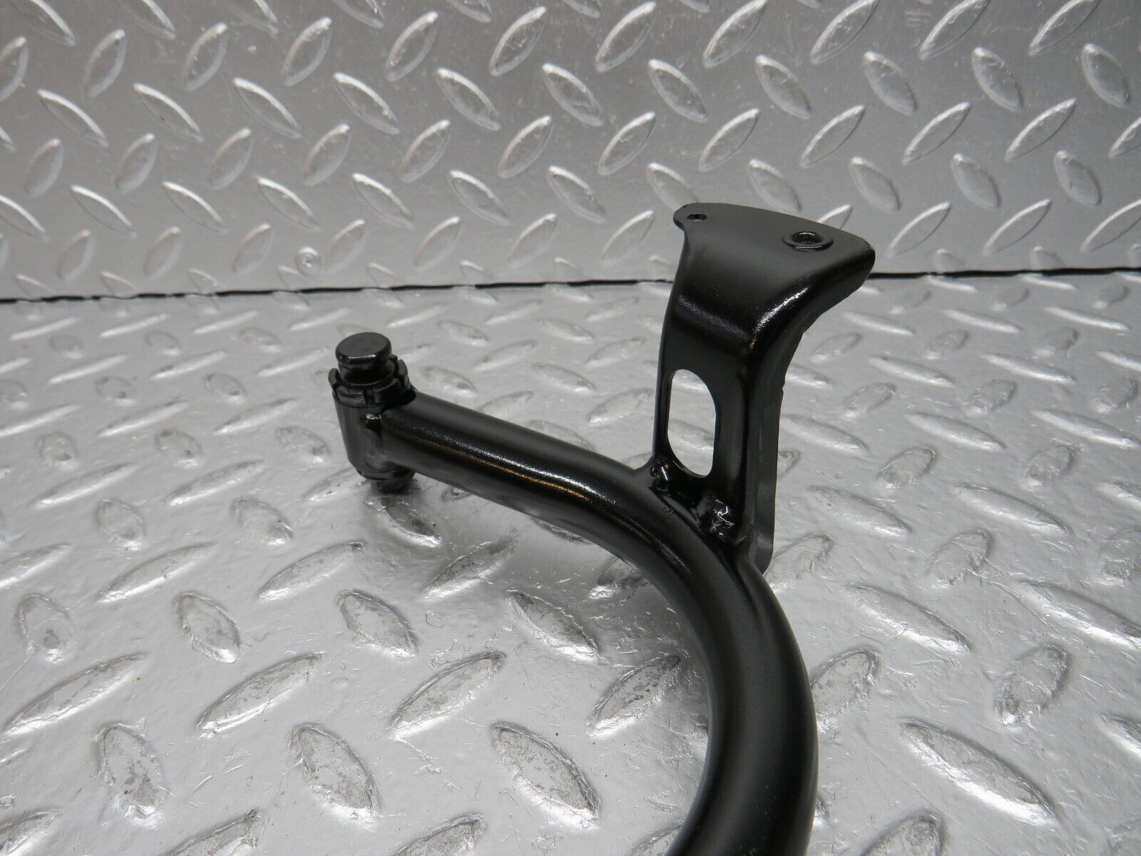 31661 Mercedes-Benz W201 190LE 1.8L Trunk Lid Hinge Right Side