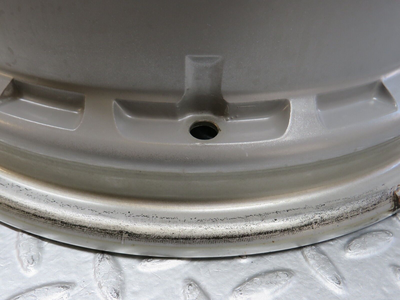 38187 Mercedes-Benz A124 Alloy Wheel 7Jx15H2 ET41 1244011302