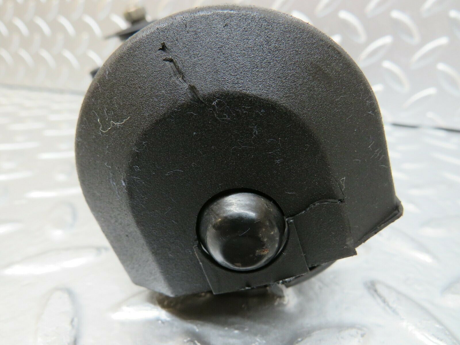 24392 Mercedes-Benz S124 220TE Wagon Wiper Motor Bosch 0390241410