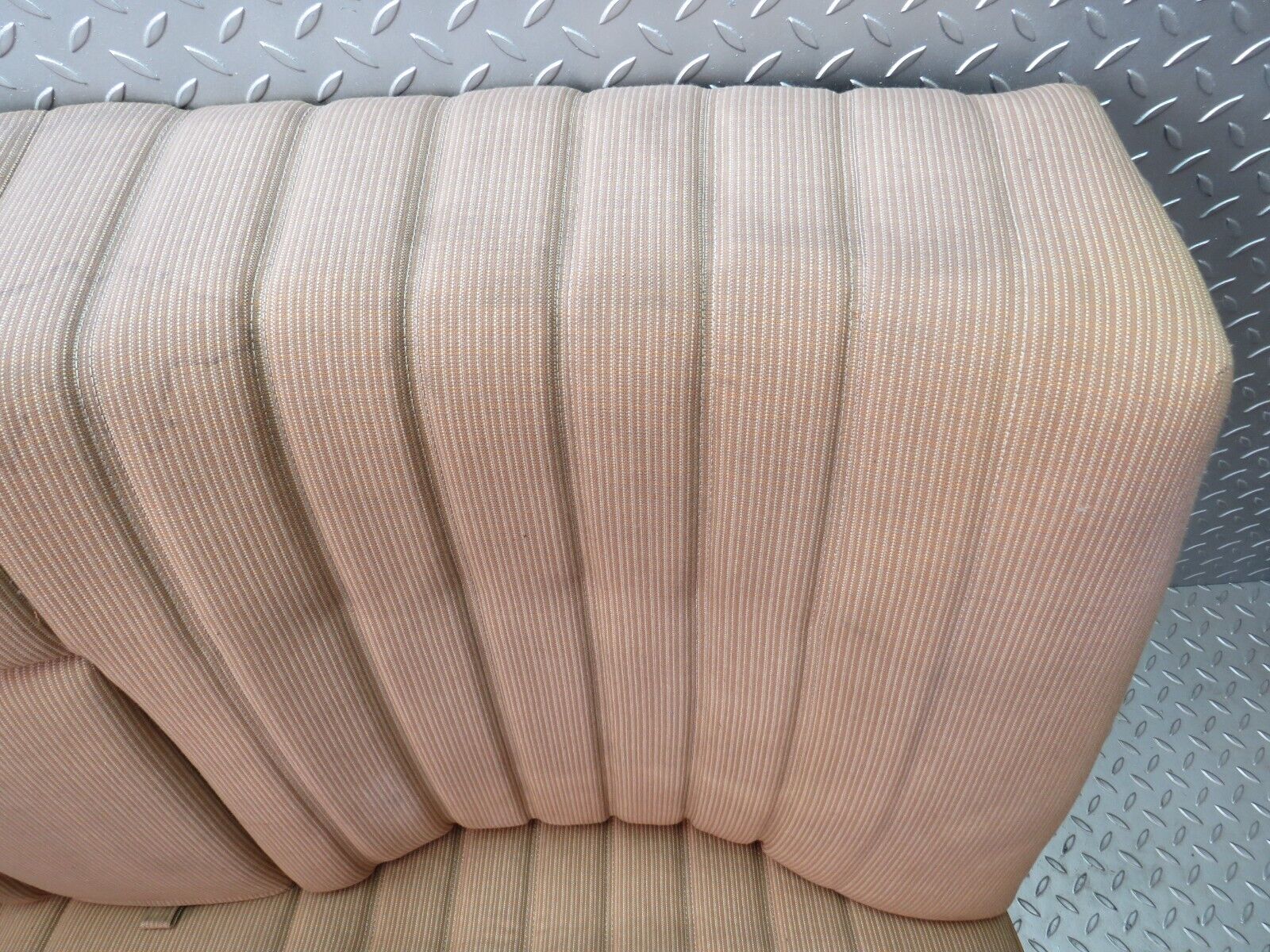 28690 Mercedes-Benz W123 230E Rear Seat Palomino 1239203150 1239202816