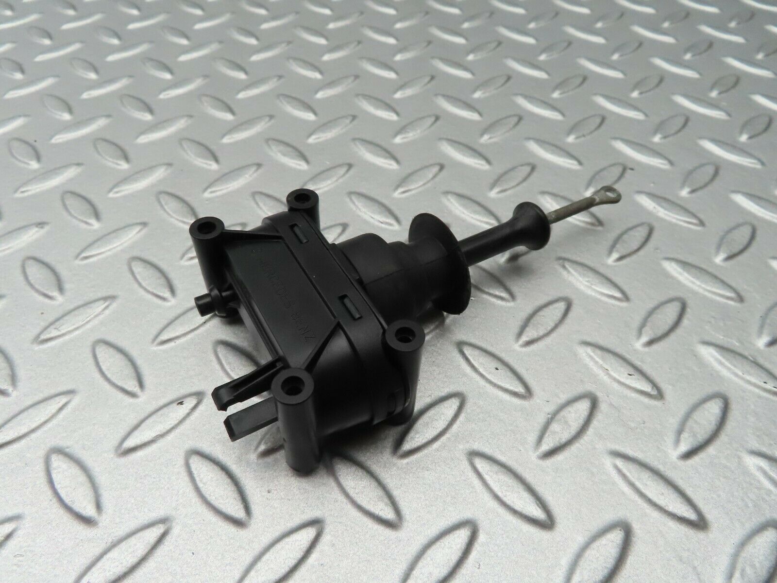 5297 Mercedes-Benz W124 230E Door Lock Vacuum Actuator Rear Left