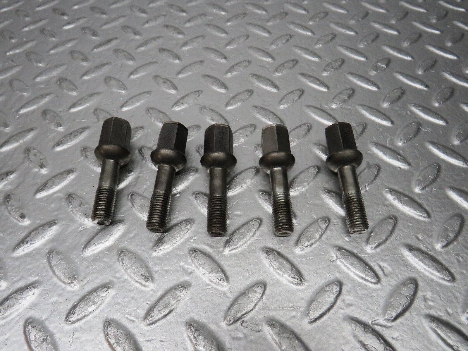 30530 Mercedes-Benz 5x Alloy Wheel Lug Bolt M12x1.5