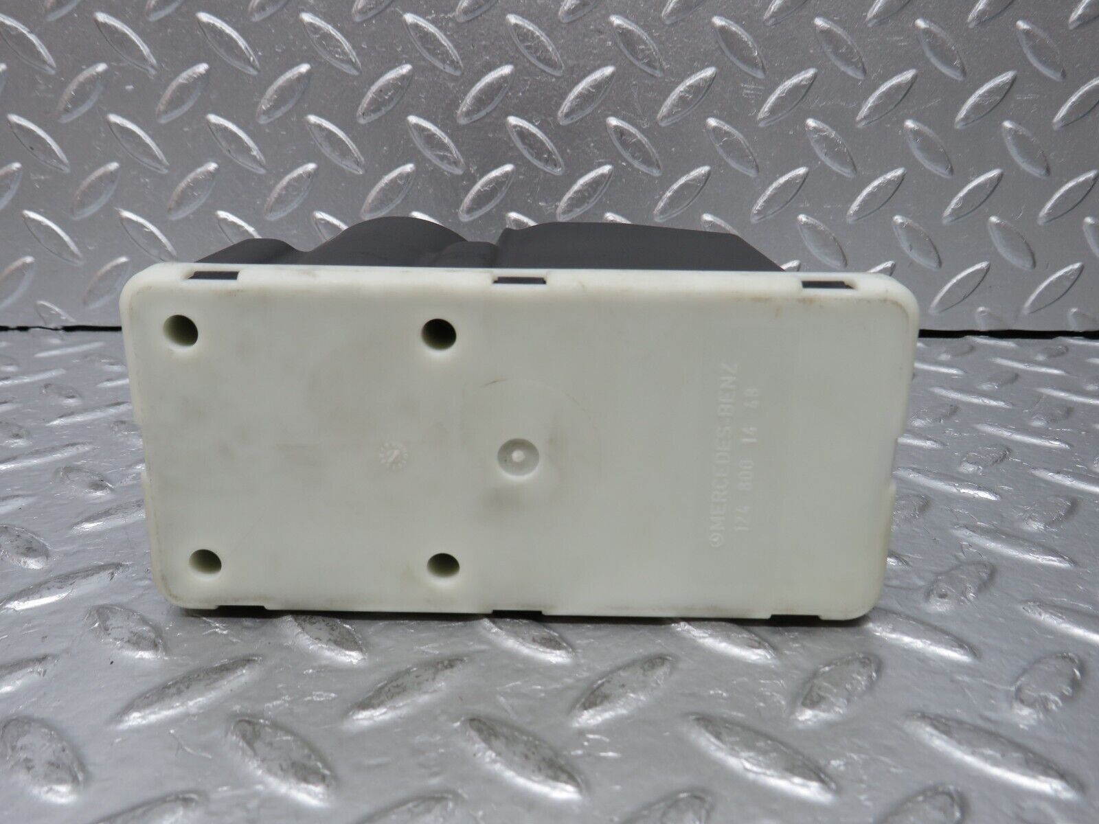 31690 Mercedes-Benz W201 190LE 1.8L Central Lock Vacuum Pump 1248001448