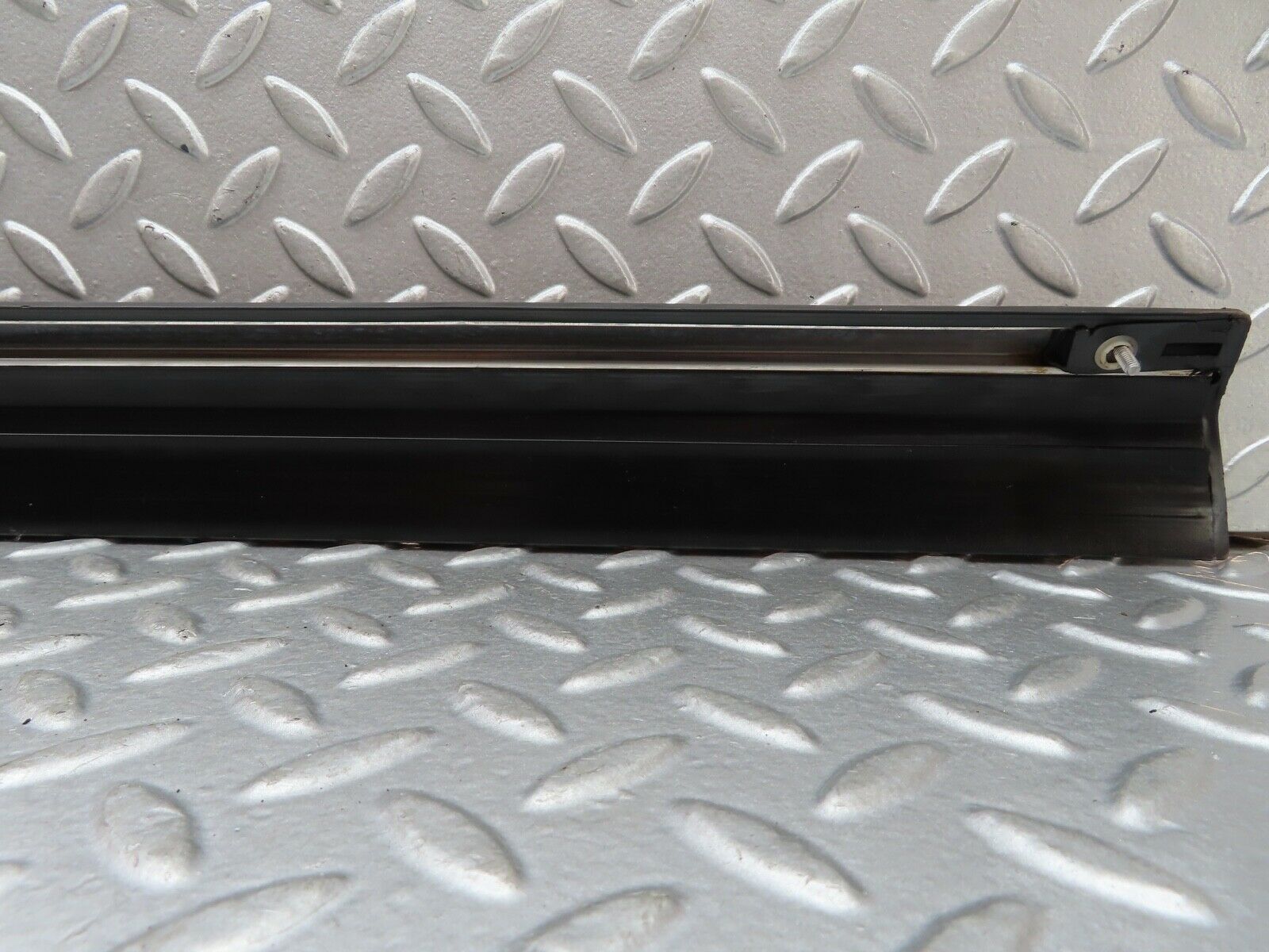 19227 Mercedes-Benz W123 300D Front Right Door Lower Moulding Trim