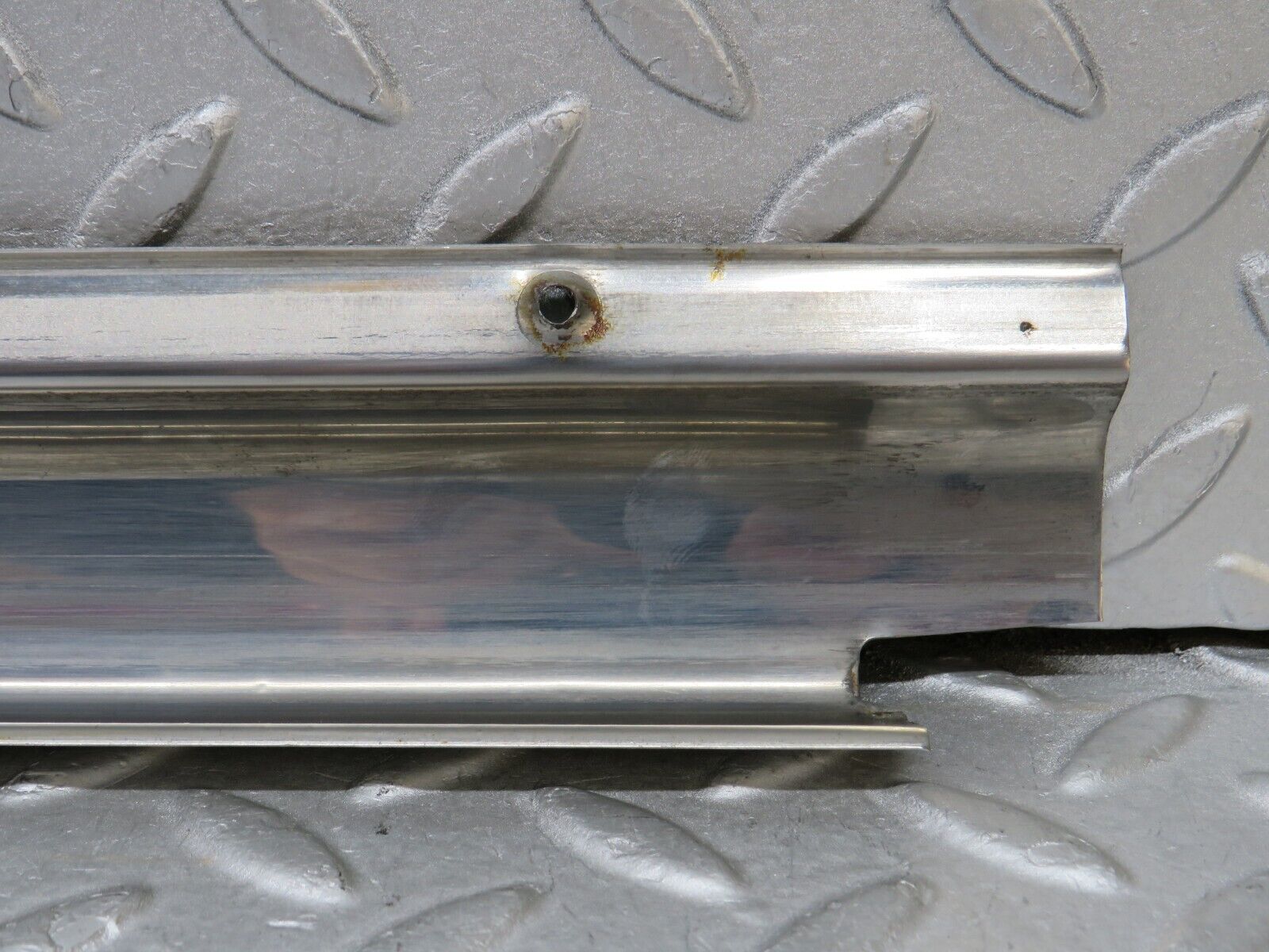 37384 Mercedes-Benz W109 300SEL Rear Left Door Sill Chrome