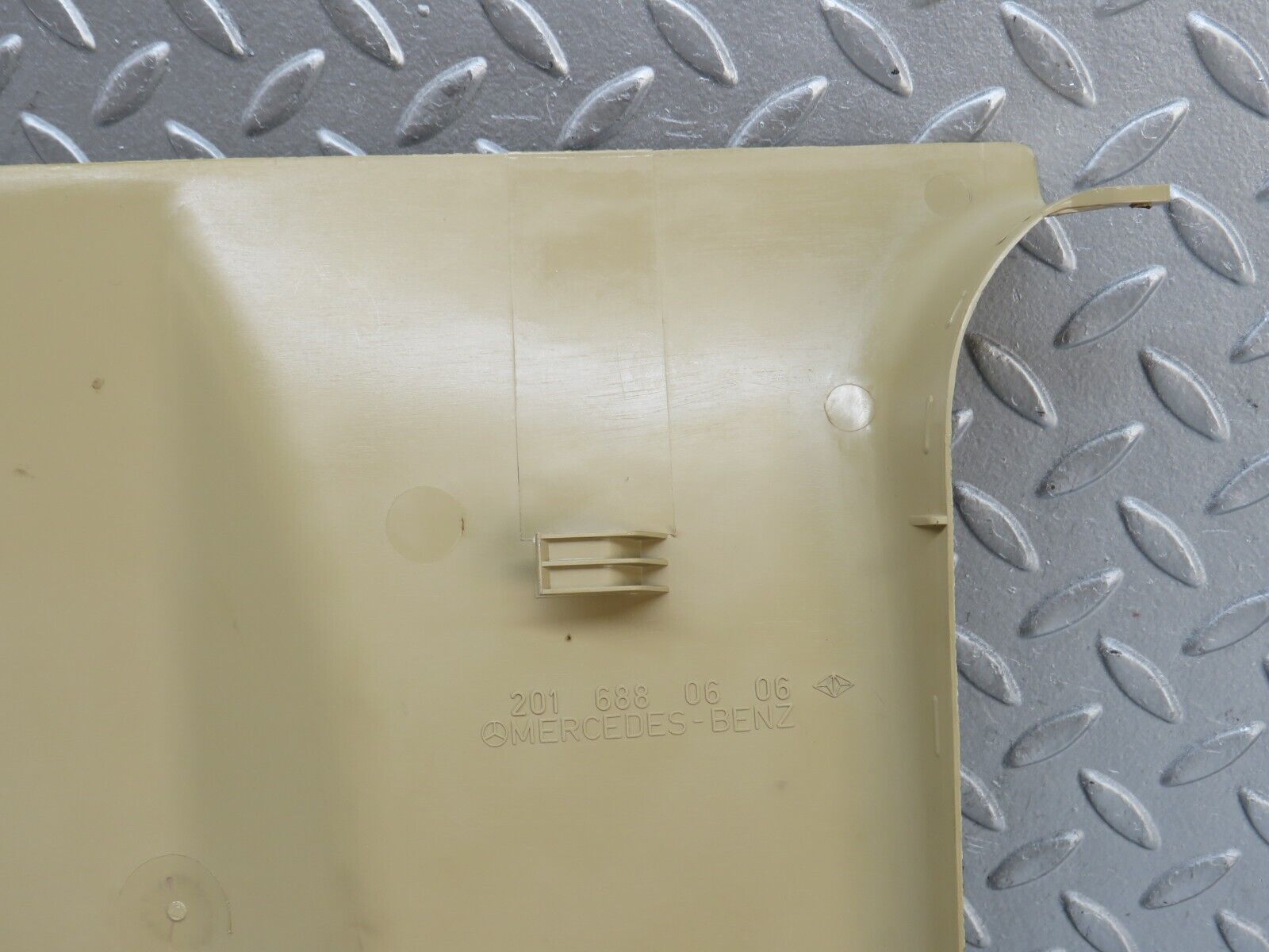 36484 Mercedes-Benz W201 190E 2.0L Kick Panel Right Side Beige 2016880606