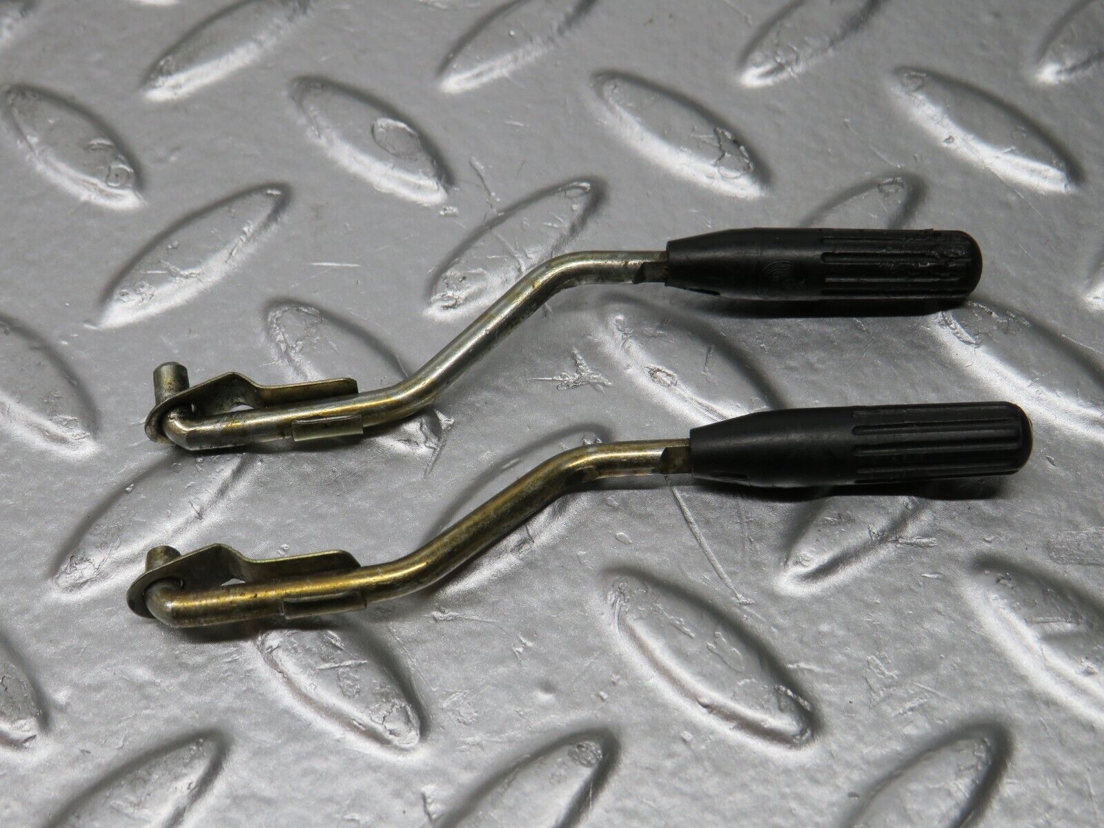 29709 Mercedes-Benz W123 230E Front Door Lock Knob Pair