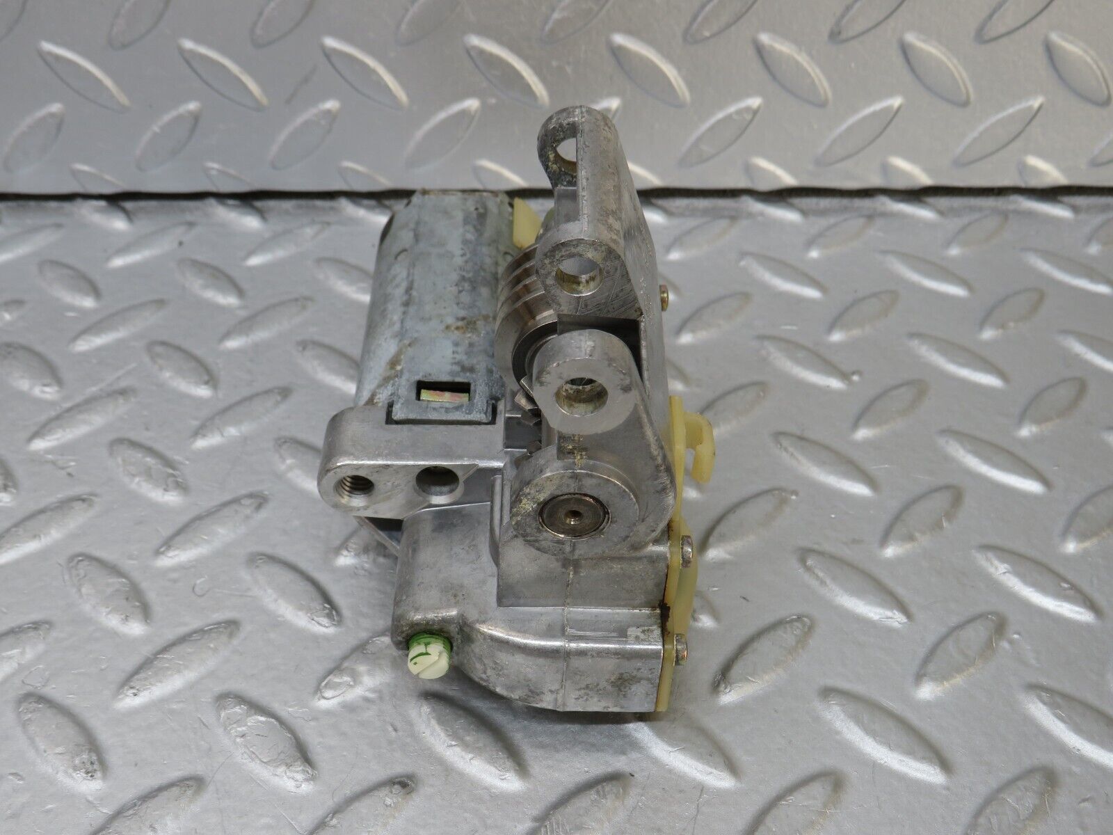 36322 Mercedes-Benz W126 420SE Steering Column Adjustment Motor 1264600425