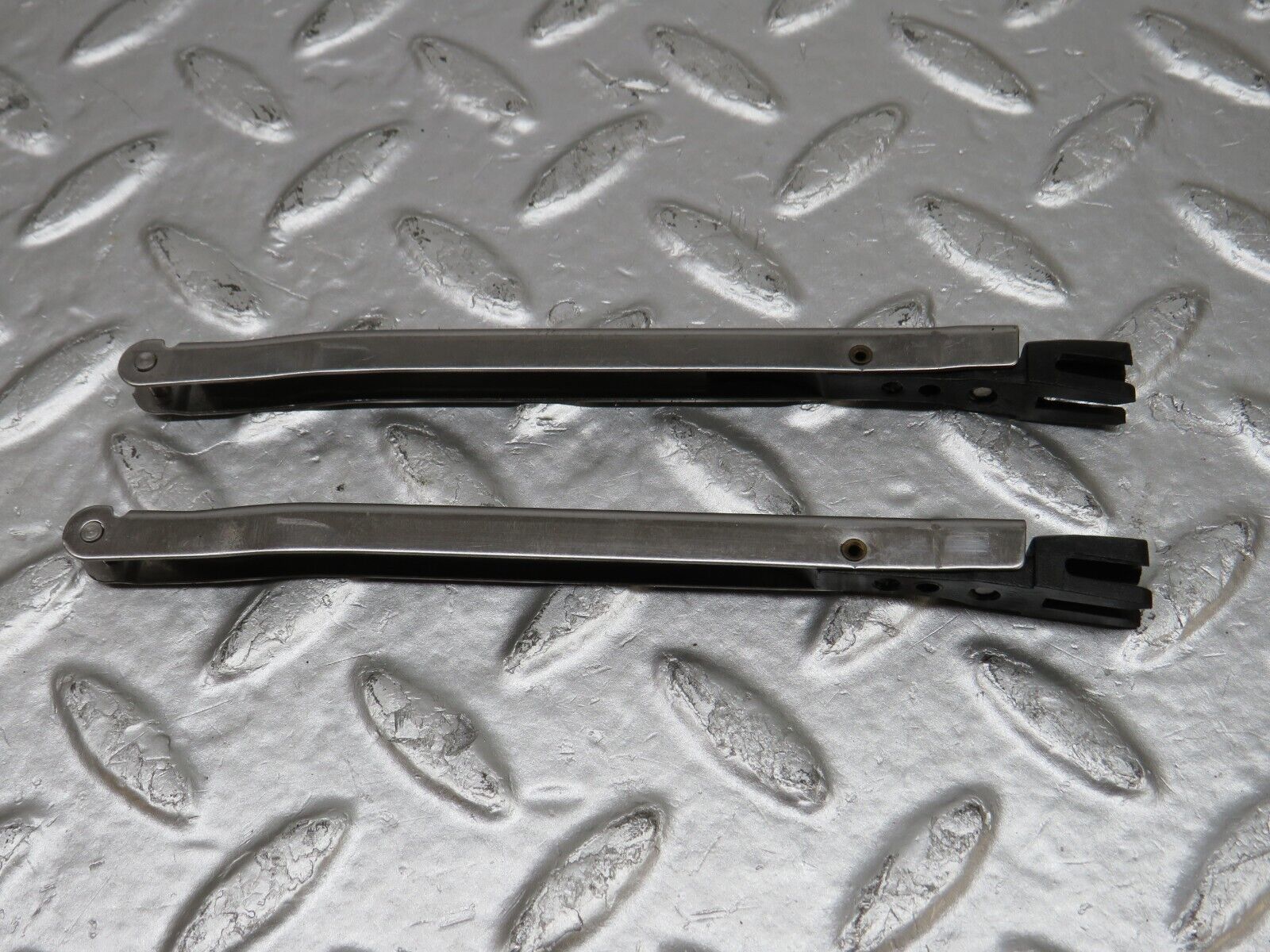 33867 Mercedes-Benz W201 190E 2.0L Power Sunroof Frame 2017800144