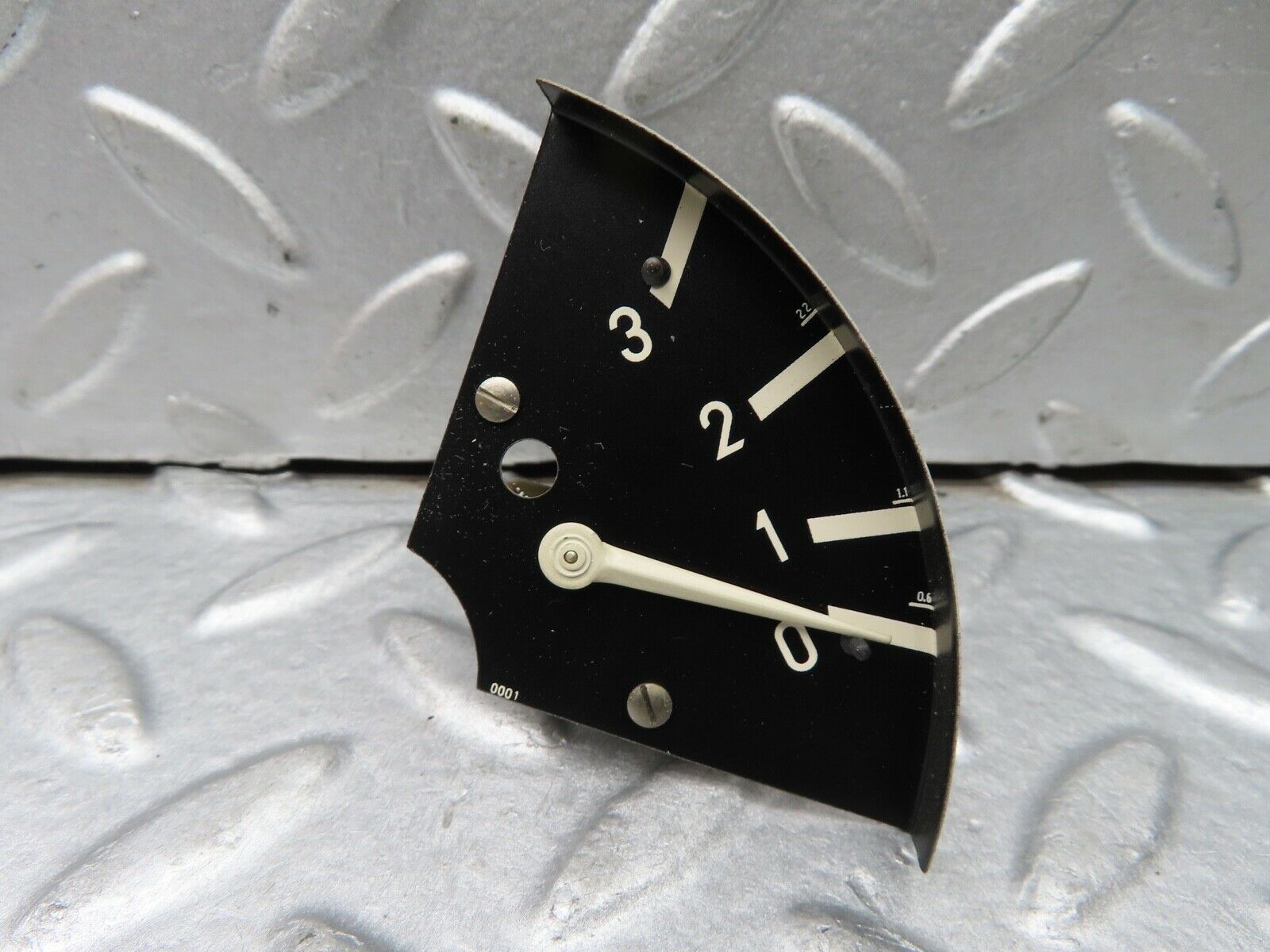 18345 Mercedes-Benz W115 Oil Pressure Gauge