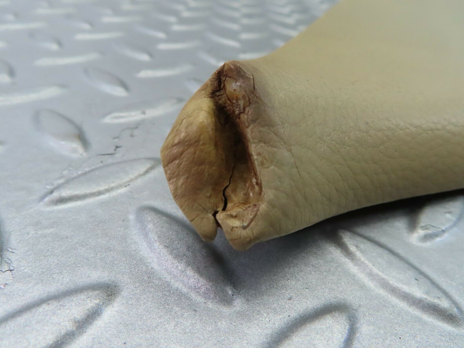 7380 Mercedes-Benz W116 450SE C Pillar Panel Trim Right