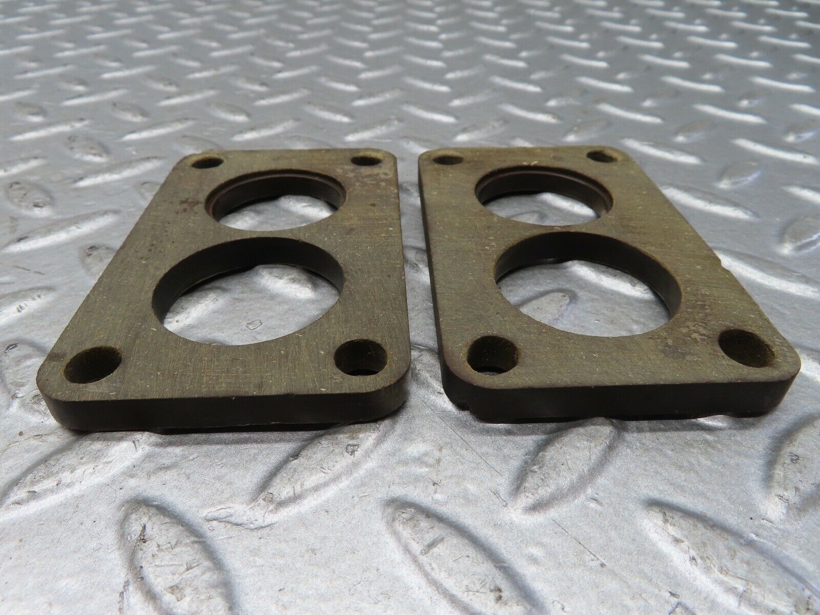 18978 Mercedes-Benz W121 190b Ponton Carburettor Bakelite Base