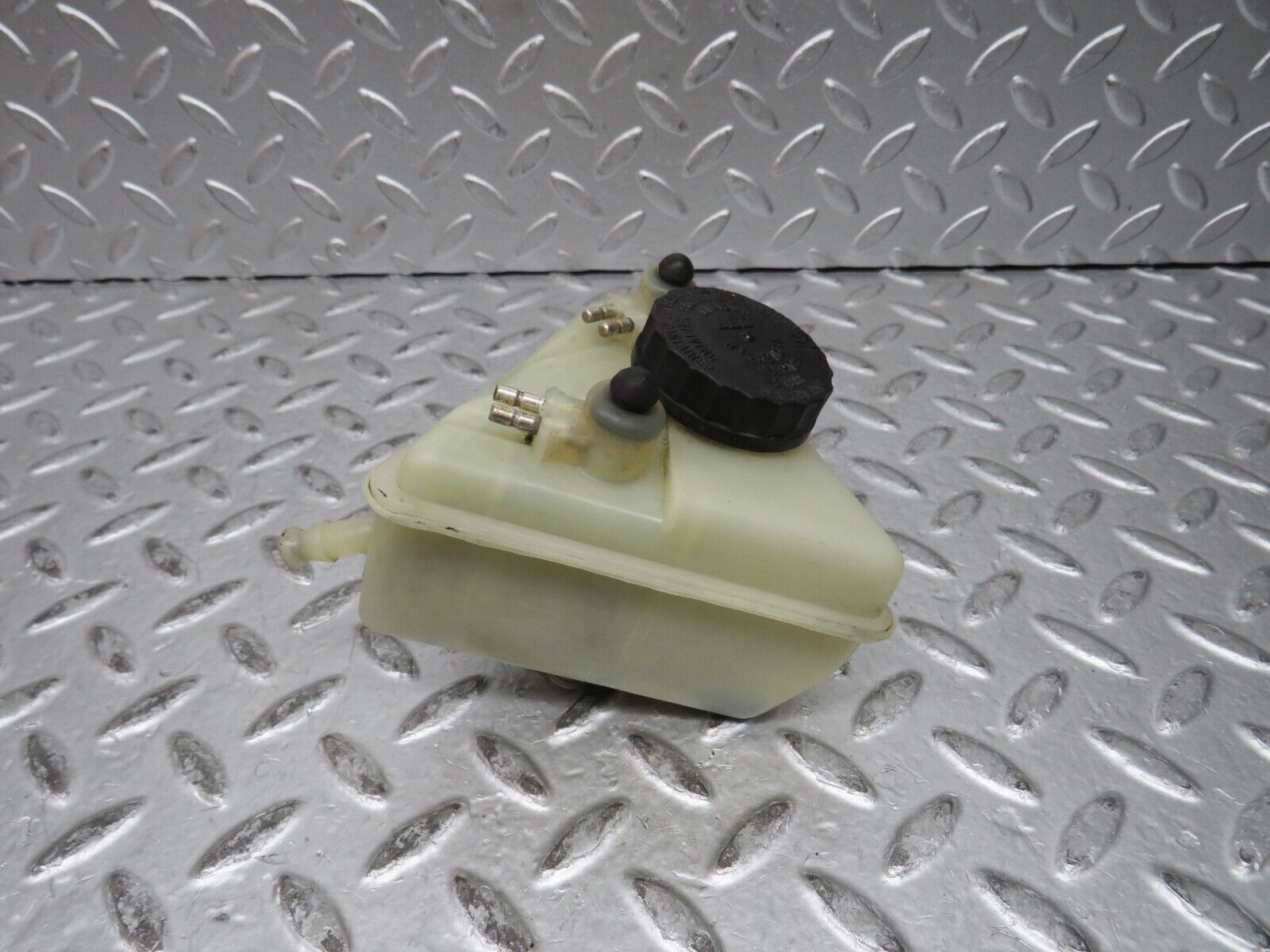 28753 Mercedes-Benz W123 230E Brake Fluid Reservoir Tank DBA