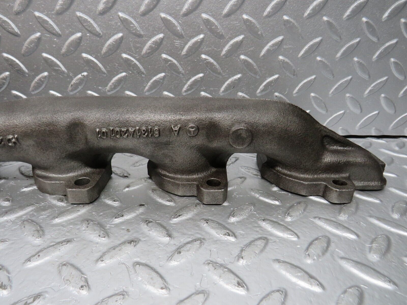 33103 Mercedes-Benz W210 320CDI Exhaust Manifold 6131420101