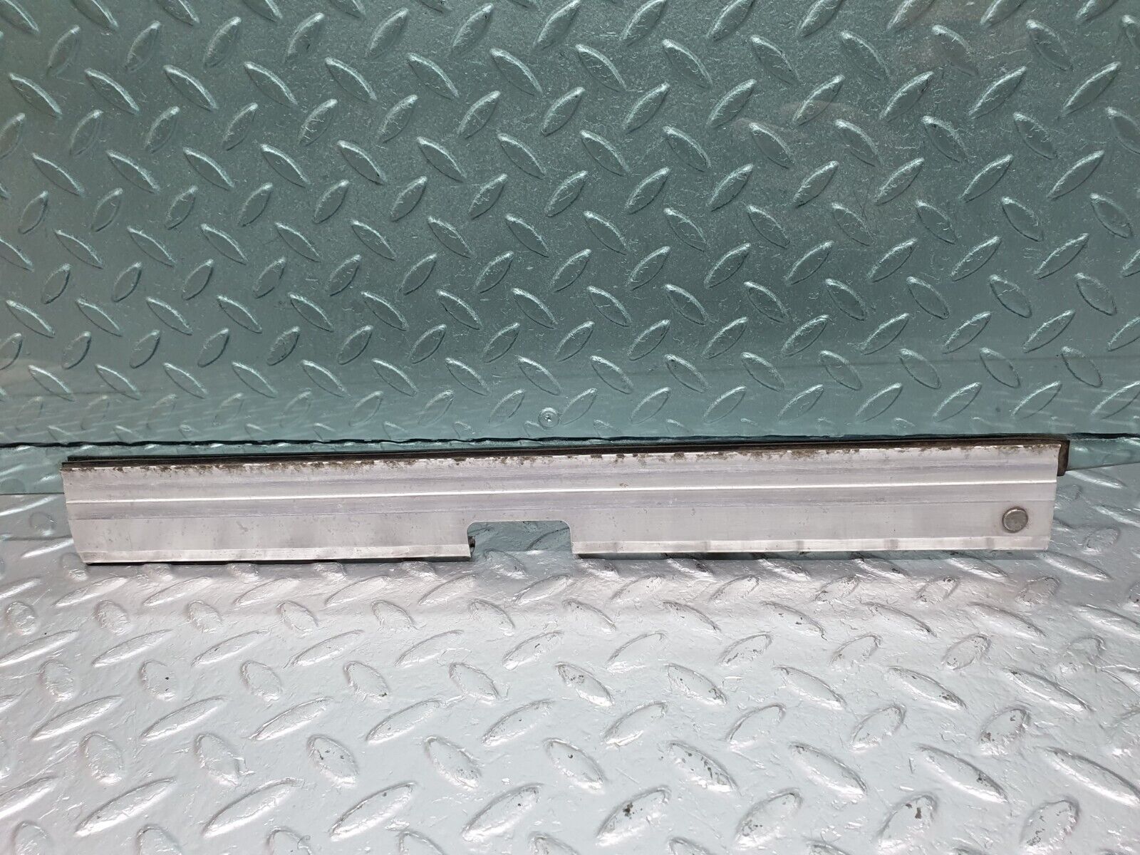 41409 Mercedes-Benz W124 200E Front Right Door Window Glass