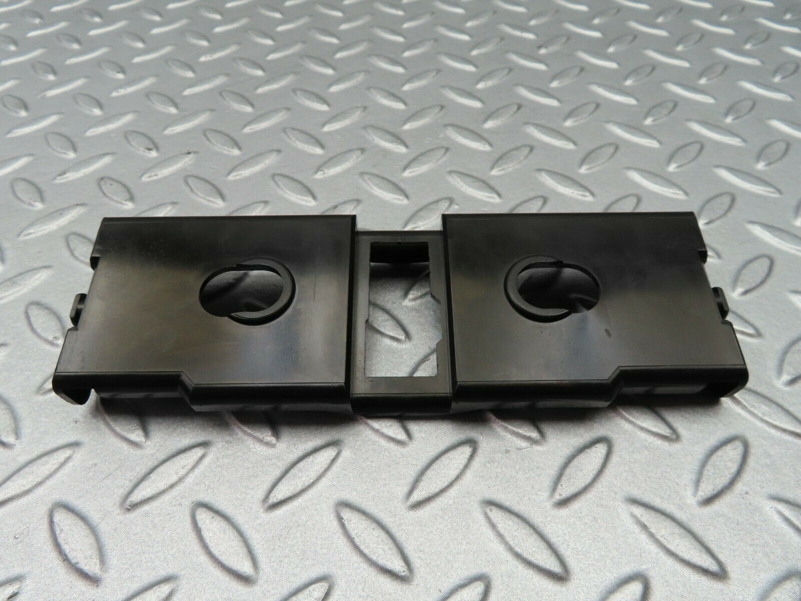 5351 Mercedes-Benz W124 230E Heating Regulator Holder Reinforcement 1248330214