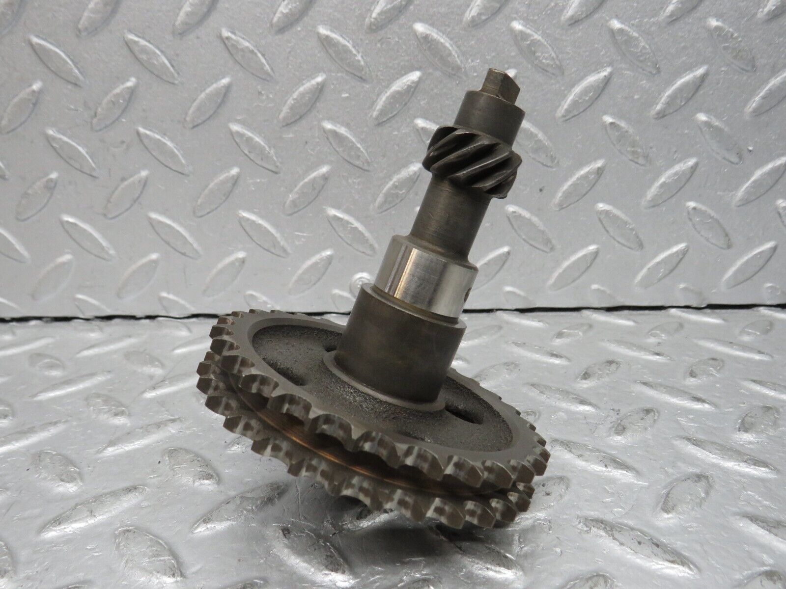 37611 Mercedes-Benz W109 300SEL Intermediate Gear 1161570214