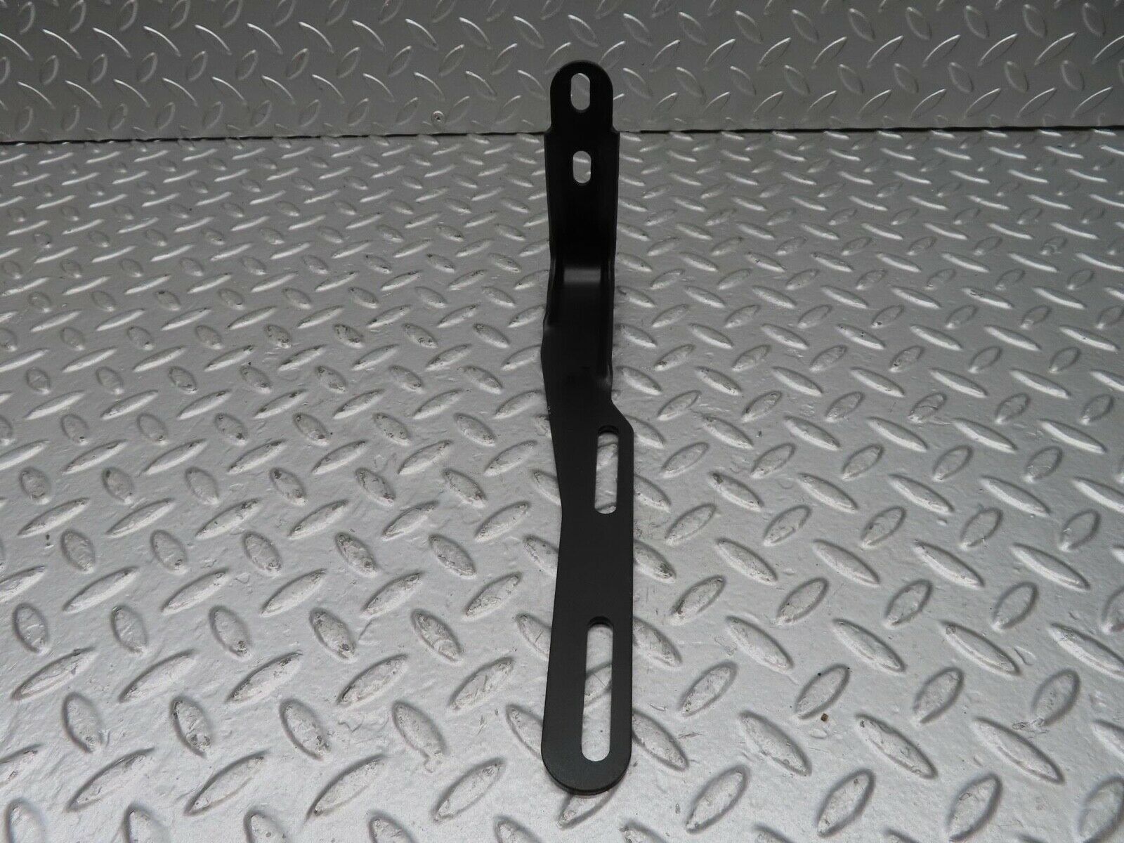 15117 Mercedes-Benz W140 S320 Downpipe Exhaust Bracket