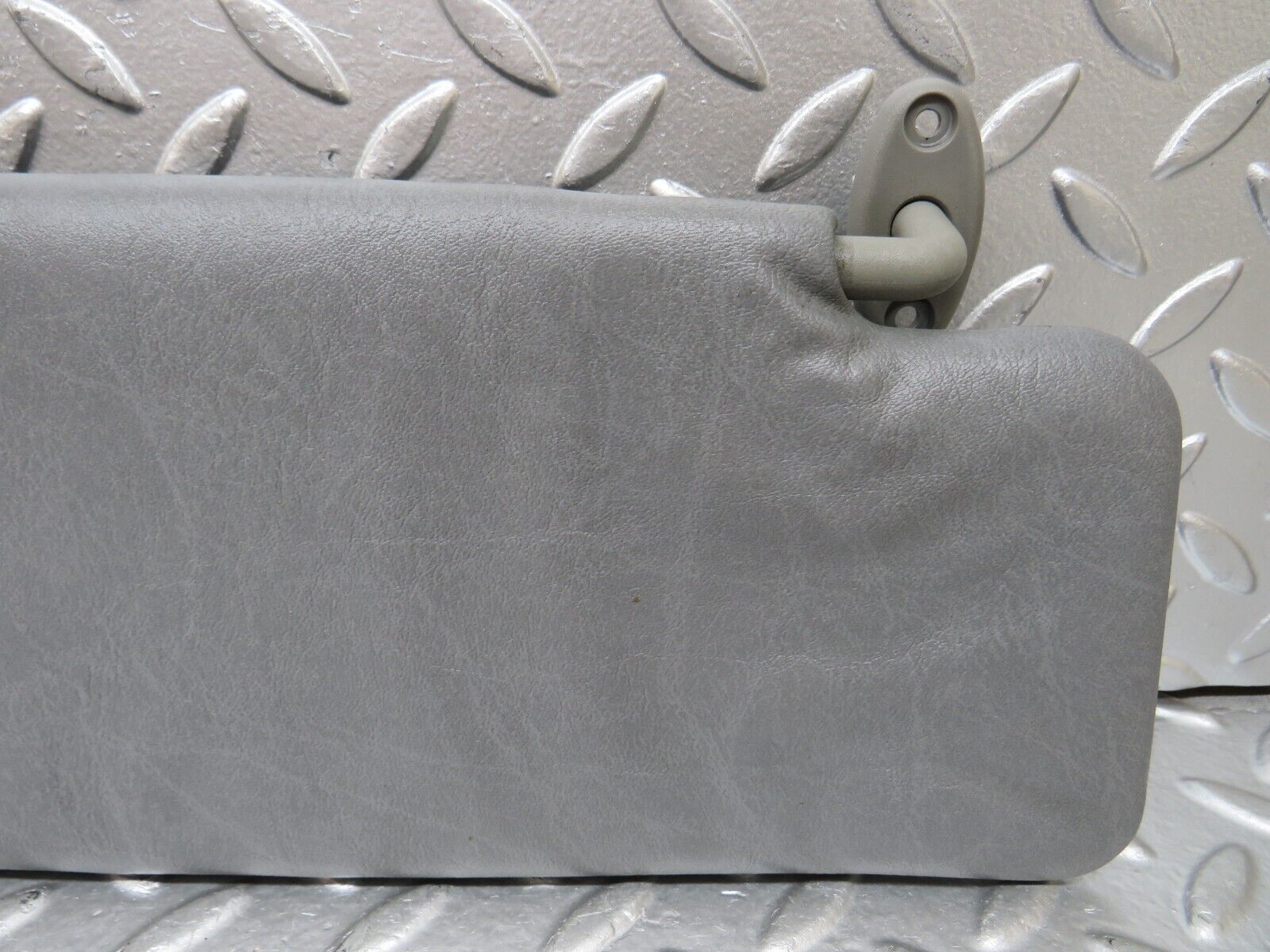 25861 Mercedes-Benz W124 280E Sun Visor Right Side Grey