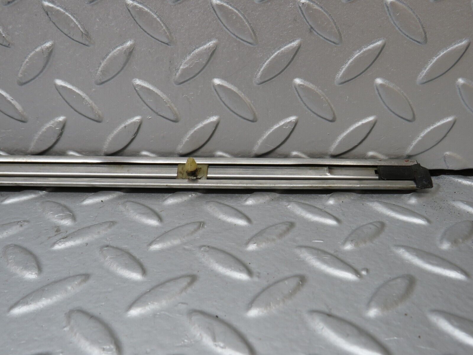 35775 Mercedes-Benz W108 Rear Right Door Centre Moulding Trim