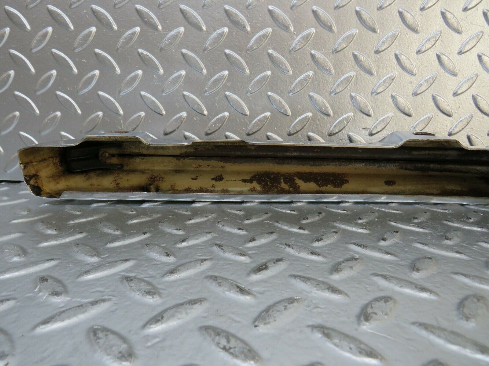 23239 Mercedes-Benz W116 350SE Front Left Upper Bumper Corner 1168800170