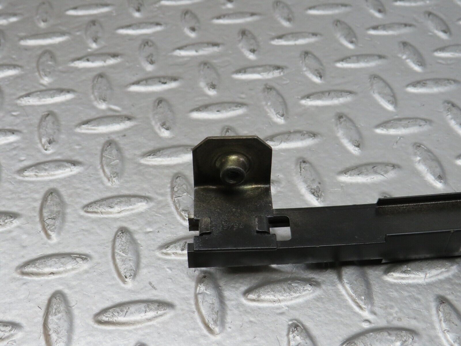 27774 Mercedes-Benz S124 300TE Wagon Rear Right Door Window Channel