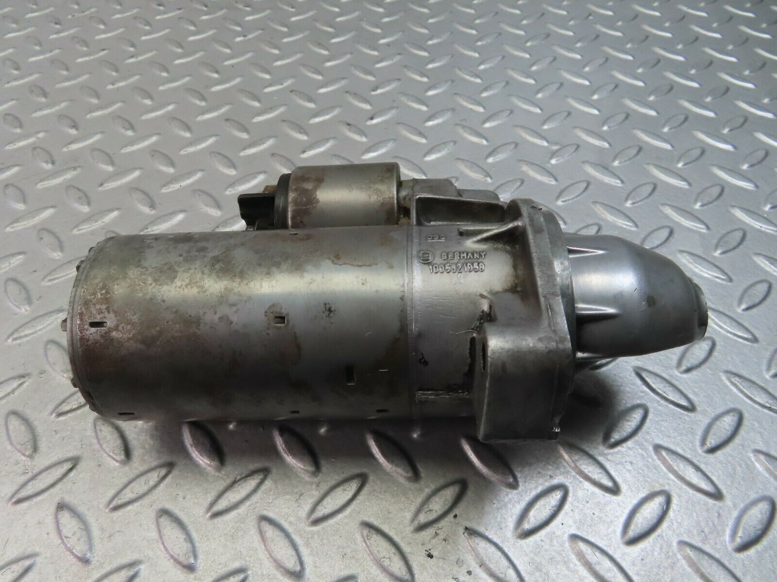 8833 Mercedes-Benz W201 Starter Motor 0001108003